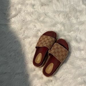 Gucci Angelina Logo Platform Slide